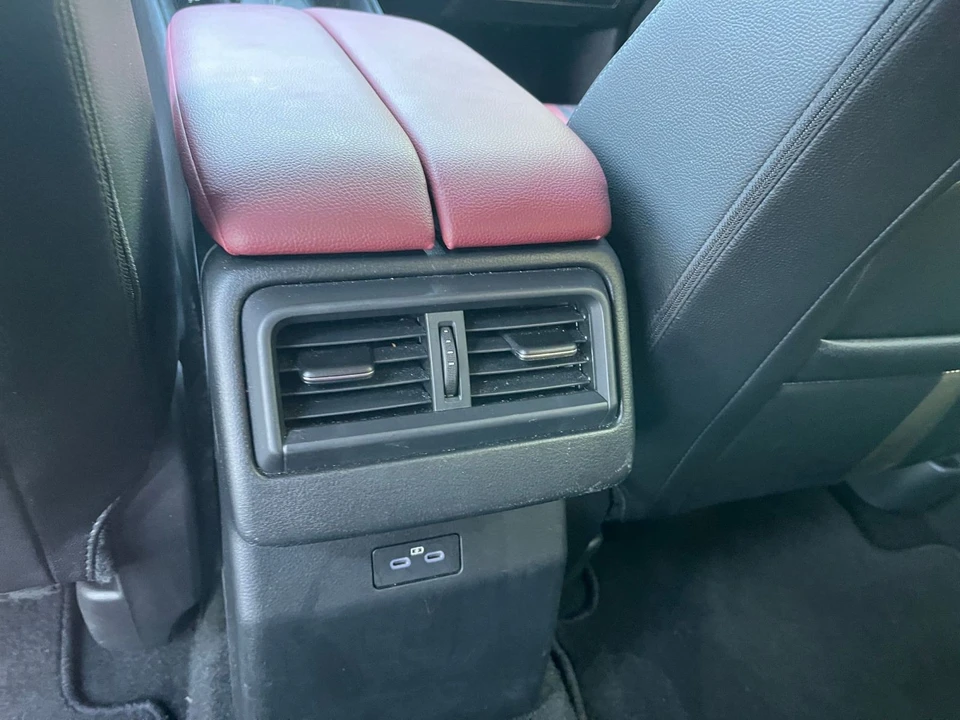2025 Mazda CX-50 - Image 20 of 31