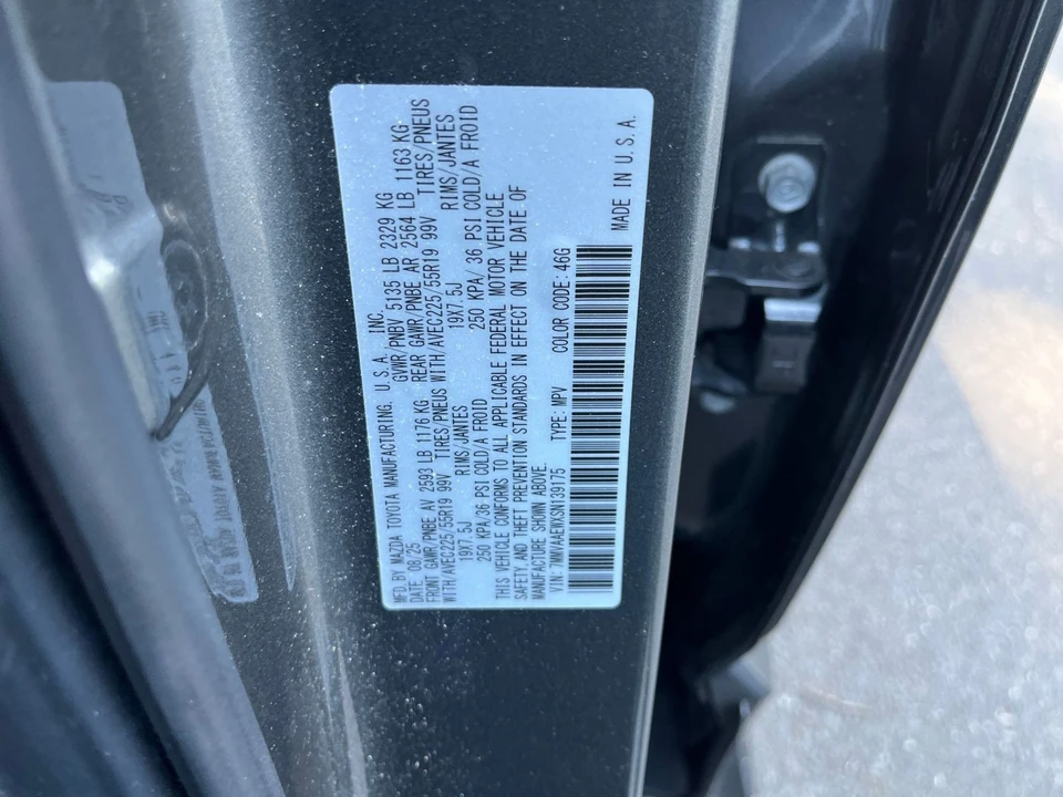 2025 Mazda CX-50 - Image 26 of 31