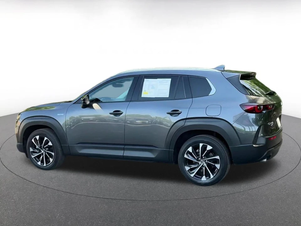 2025 Mazda CX-50 - Image 12 of 31