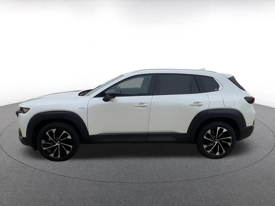 2025 Mazda CX-50 - Image 8 of 31