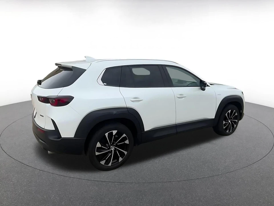 2025 Mazda CX-50 - Image 17 of 31