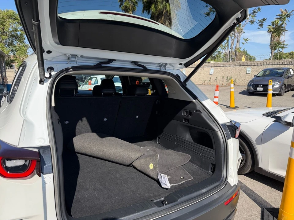 2025 Mazda CX-50 - Image 29 of 31