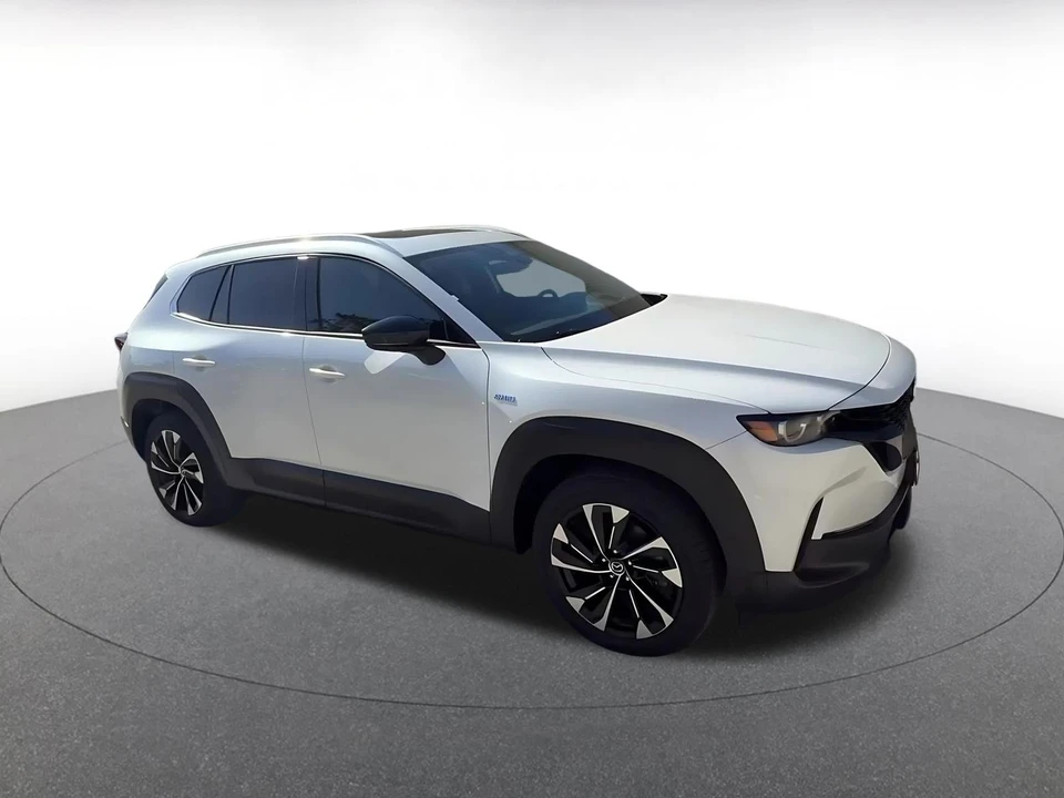 2025 Mazda CX-50 - Image 2 of 31