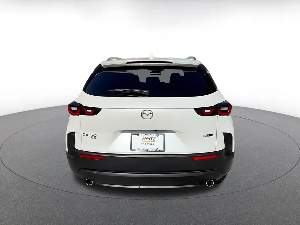 2025 Mazda CX-50 - Image 10 of 31