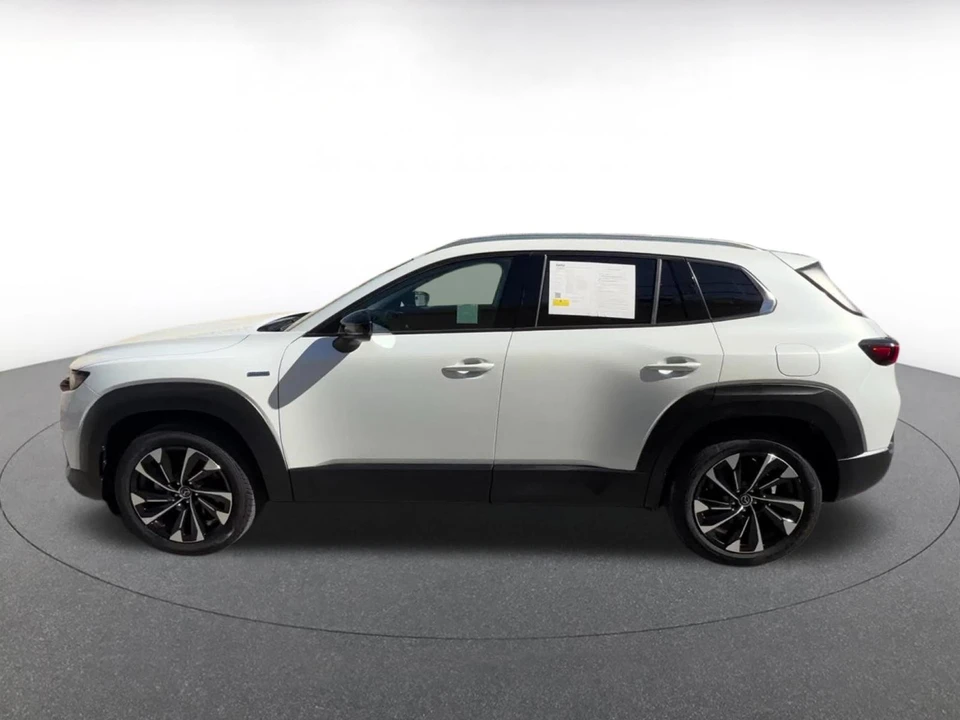2025 Mazda CX-50 - Image 7 of 31