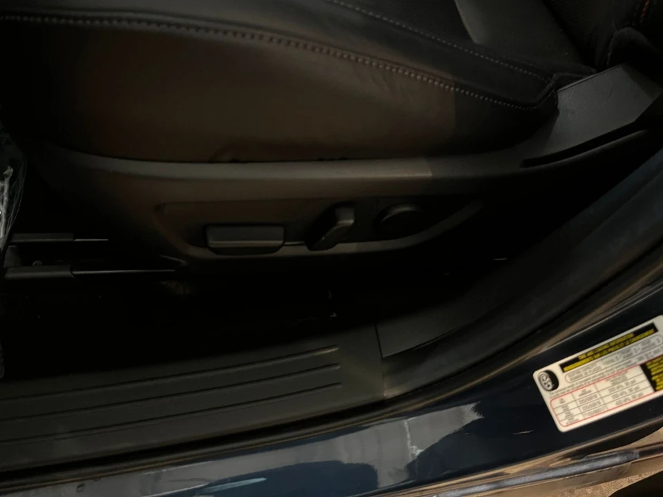 2025 Mazda CX-50 - Image 18 of 31