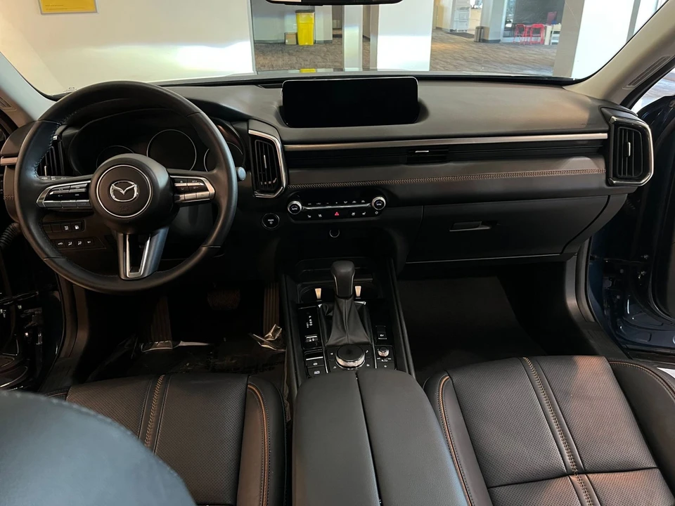 2025 Mazda CX-50 - Image 30 of 31