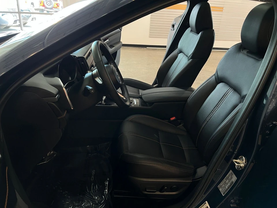2025 Mazda CX-50 - Image 23 of 31