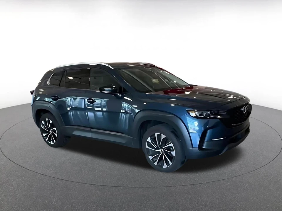 2025 Mazda CX-50 - Image 2 of 31
