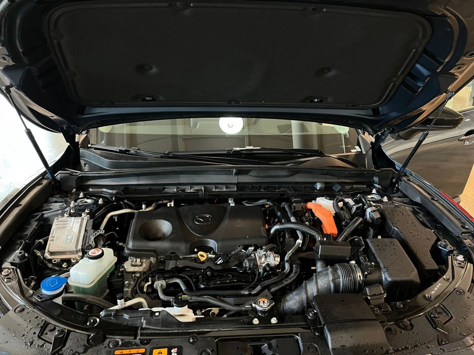 2025 Mazda CX-50 - Image 29 of 31