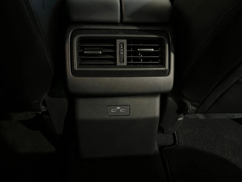 2025 Mazda CX-50 - Image 20 of 31