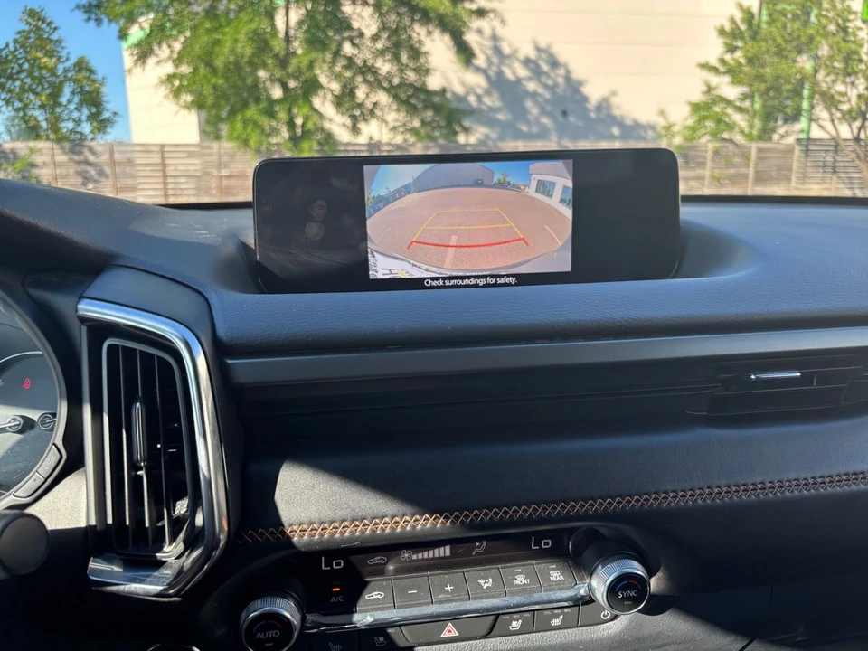 2025 Mazda CX-50 - Image 24 of 31
