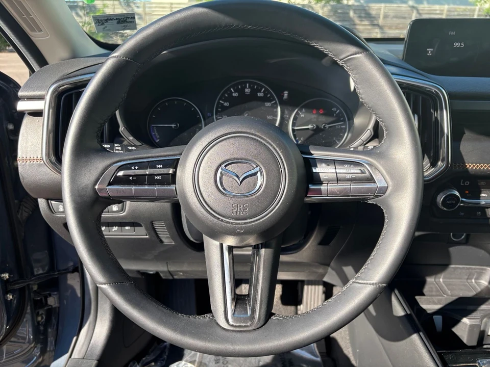 2025 Mazda CX-50 - Image 27 of 31