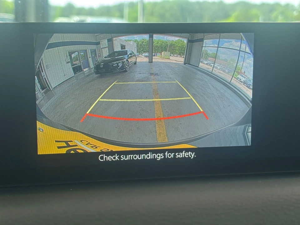 2025 Mazda CX-50 - Image 22 of 31