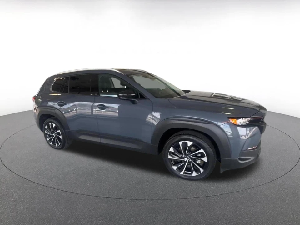 2025 Mazda CX-50 - Image 2 of 31