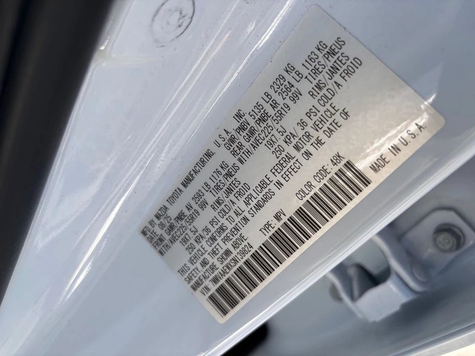 2025 Mazda CX-50 - Image 25 of 31