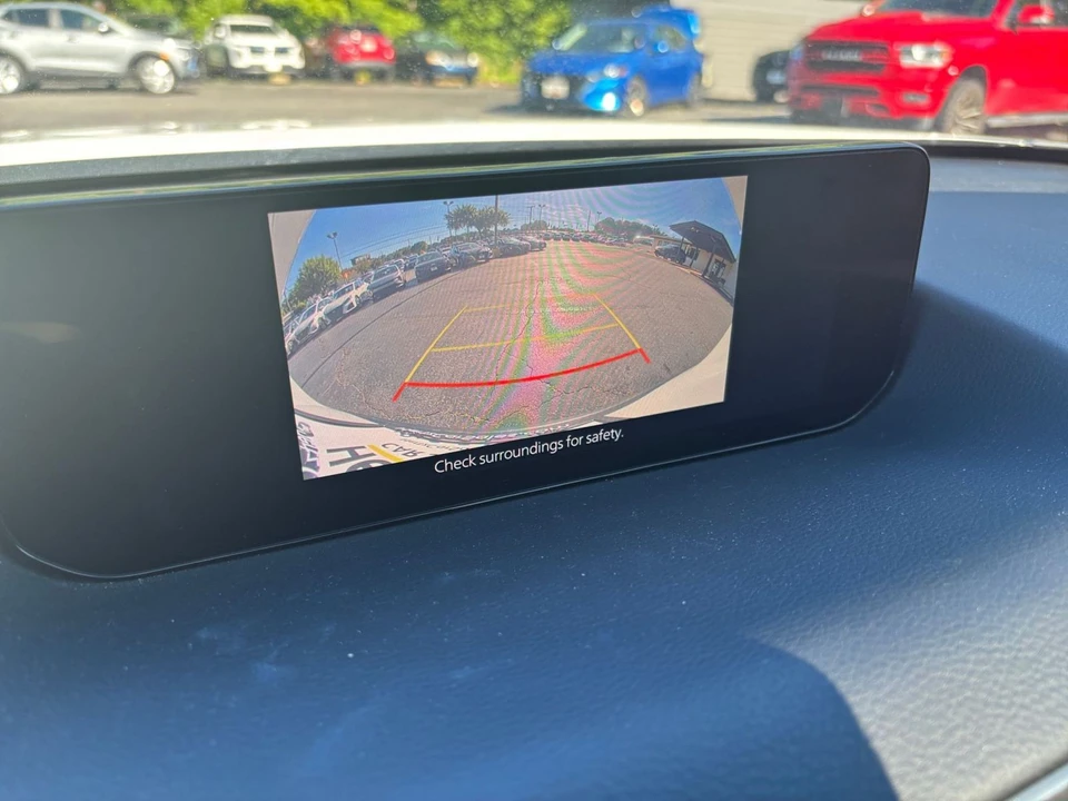 2025 Mazda CX-50 - Image 22 of 31