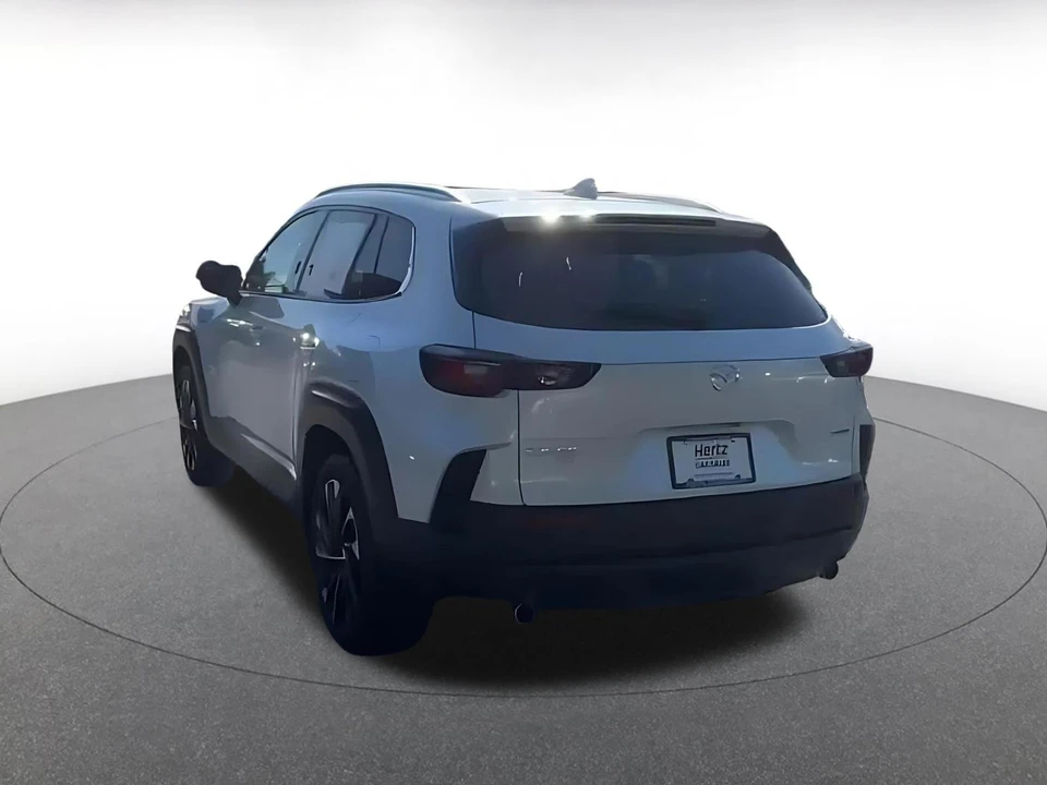 2025 Mazda CX-50 - Image 16 of 31