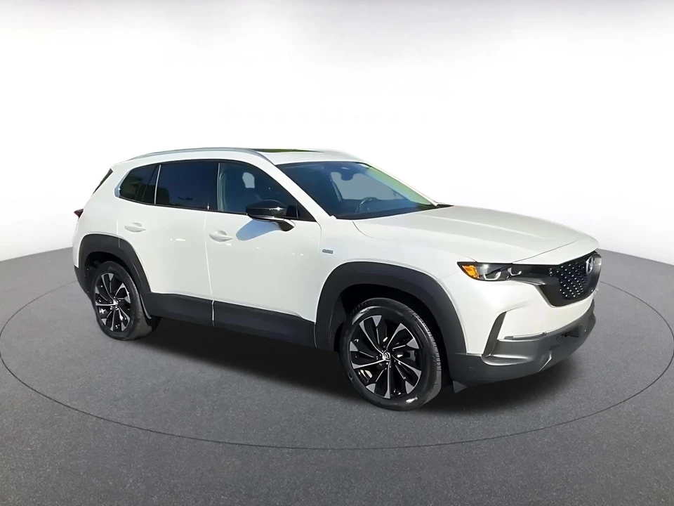 2025 Mazda CX-50 - Image 2 of 31