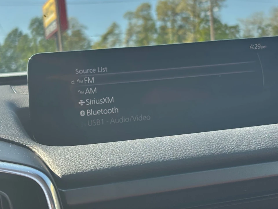 2025 Mazda CX-50 - Image 23 of 31