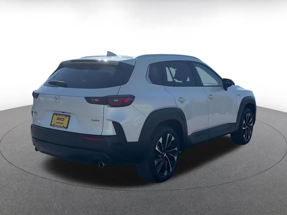 2025 Mazda CX-50 - Image 16 of 31