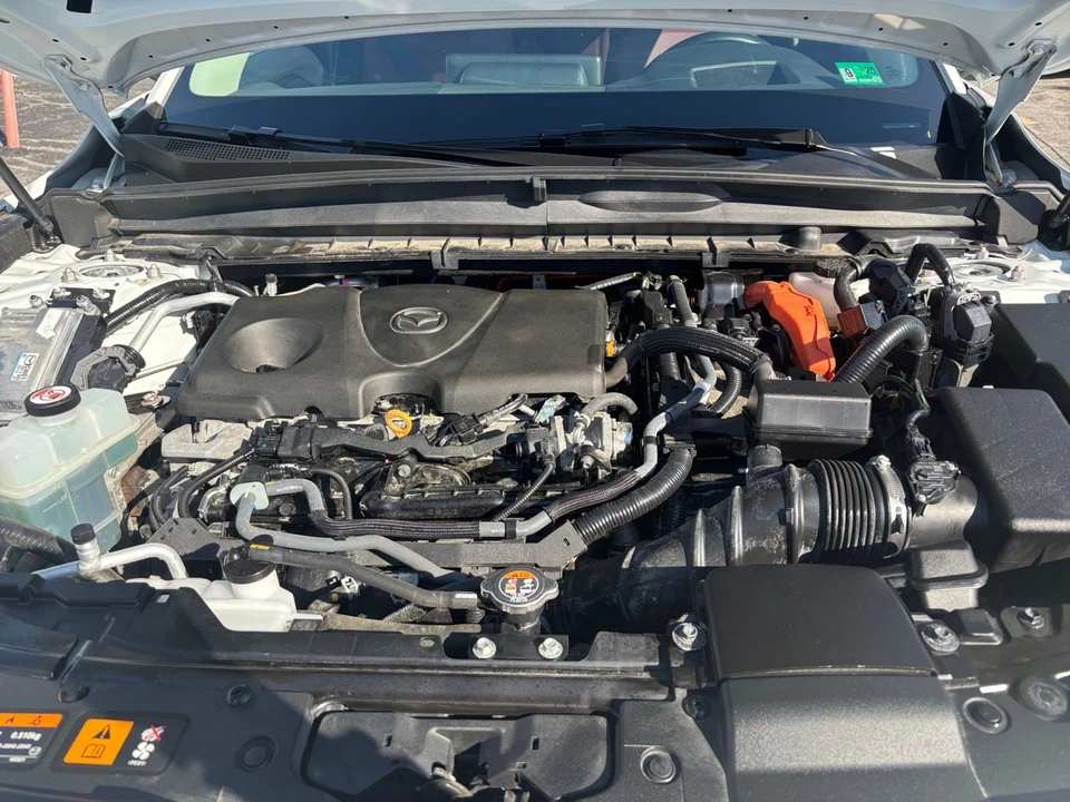 2025 Mazda CX-50 - Image 30 of 31