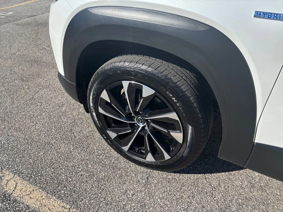 2025 Mazda CX-50 - Image 28 of 31