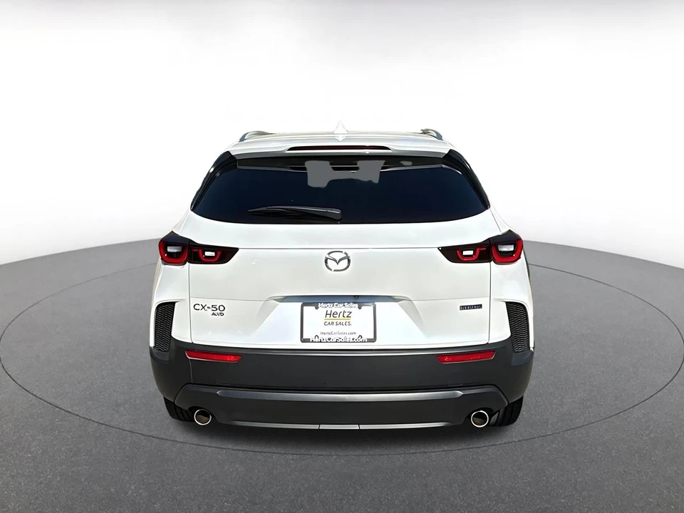 2025 Mazda CX-50 - Image 8 of 10