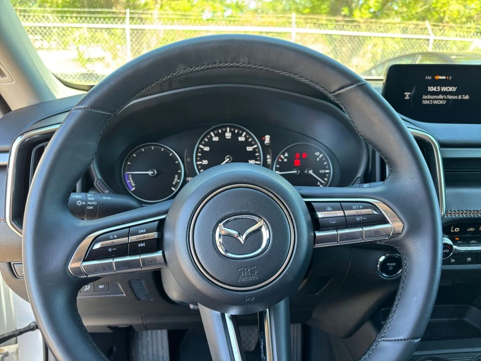 2025 Mazda CX-50 - Image 23 of 31