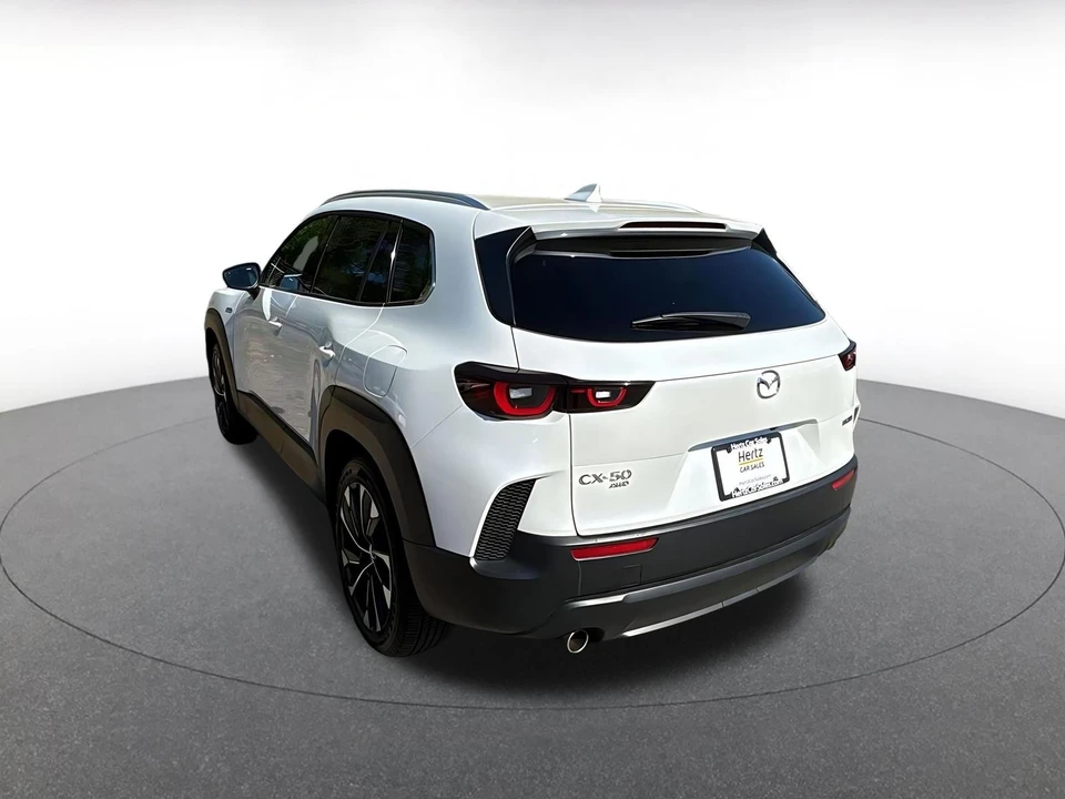 2025 Mazda CX-50 - Image 6 of 10