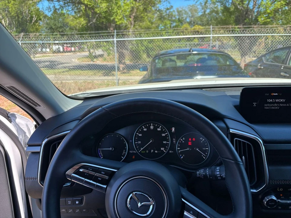 2025 Mazda CX-50 - Image 29 of 31
