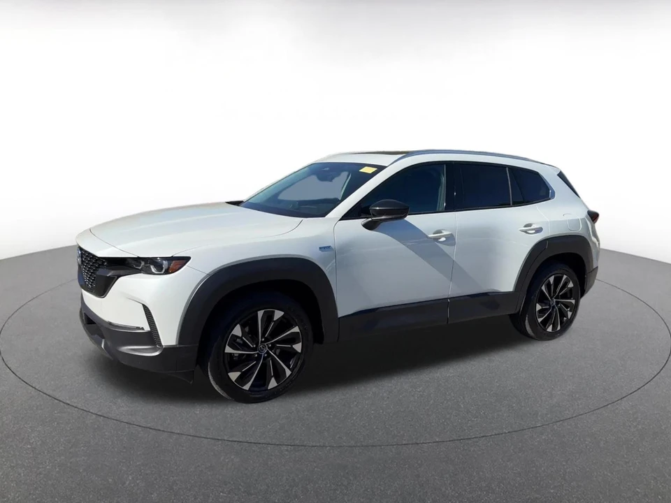 2025 Mazda CX-50 - Image 5 of 31