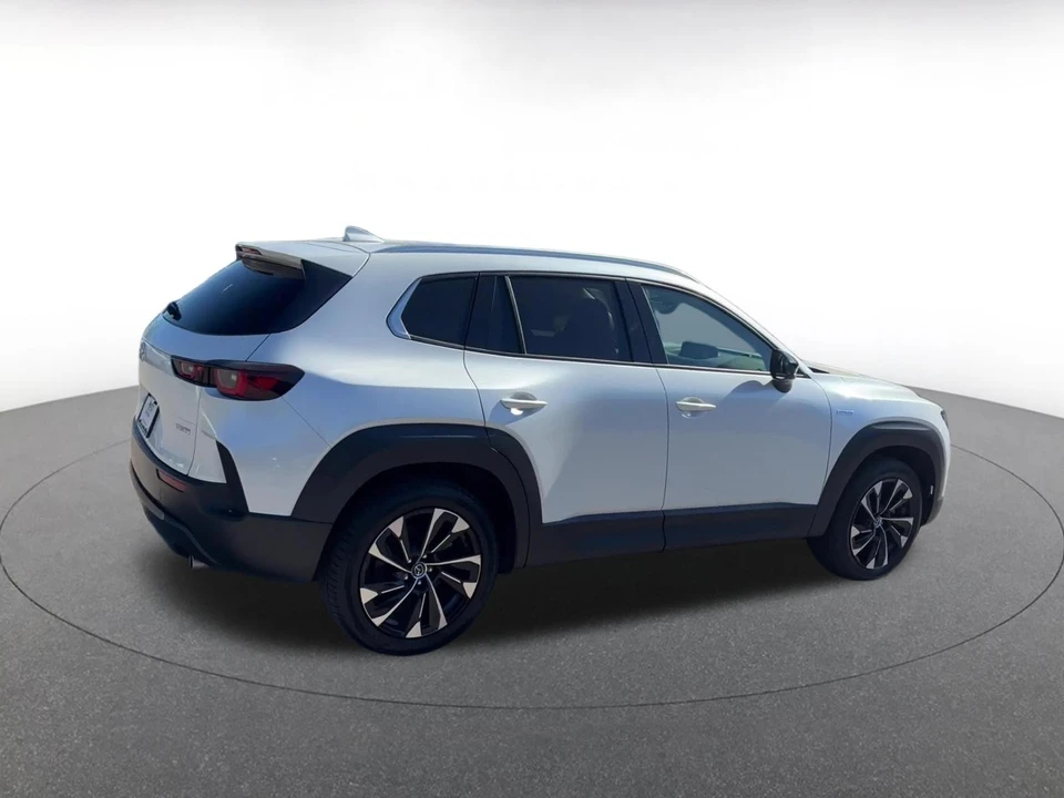 2025 Mazda CX-50 - Image 11 of 31