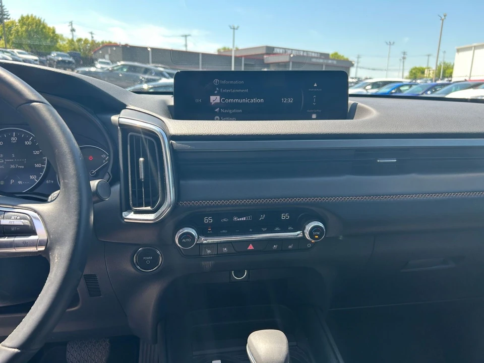 2025 Mazda CX-50 - Image 14 of 31