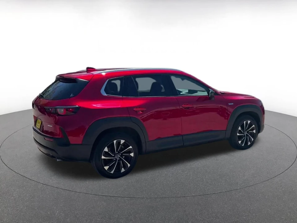 2025 Mazda CX-50 - Image 17 of 31