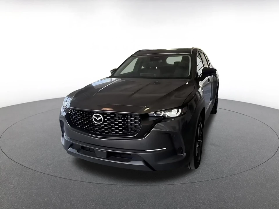 2025 Mazda CX-50 - Image 8 of 31