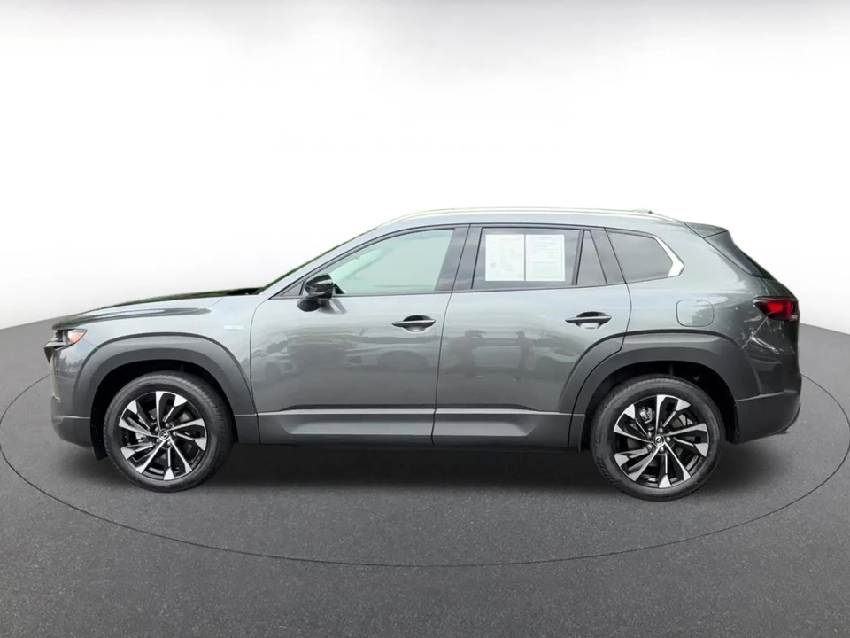 2025 Mazda CX-50 - Image 12 of 31