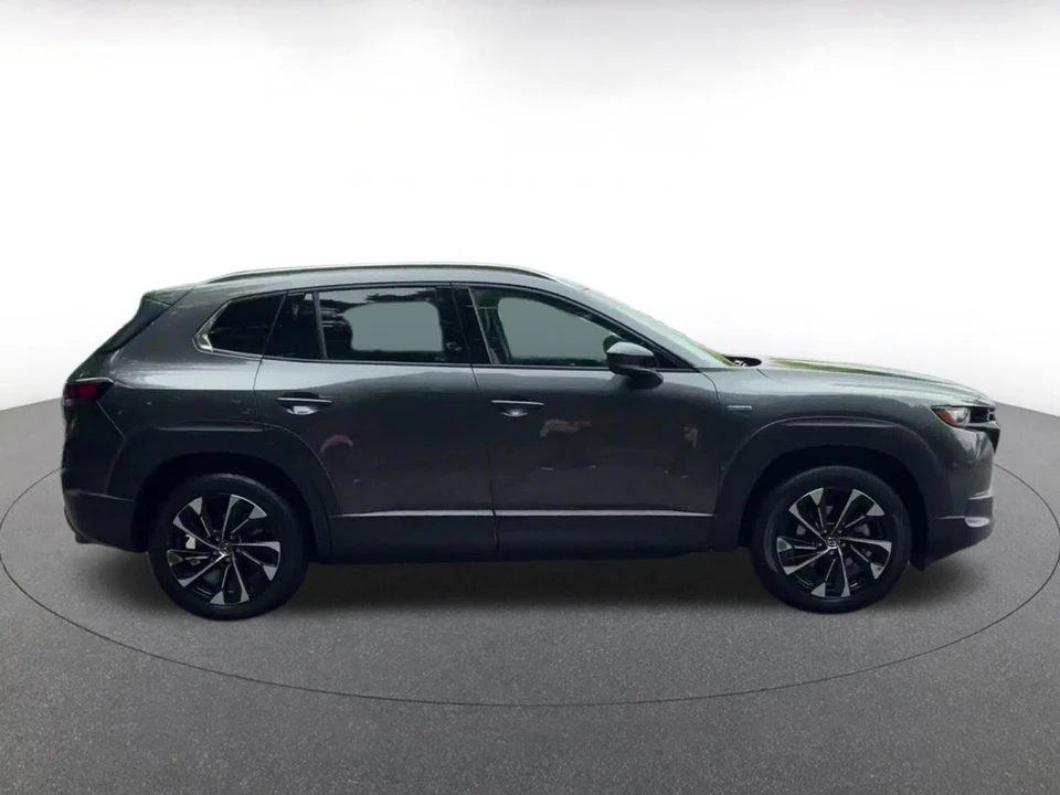 2025 Mazda CX-50 - Image 22 of 31
