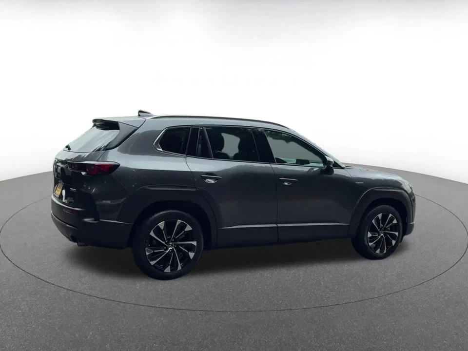 2025 Mazda CX-50 - Image 19 of 31