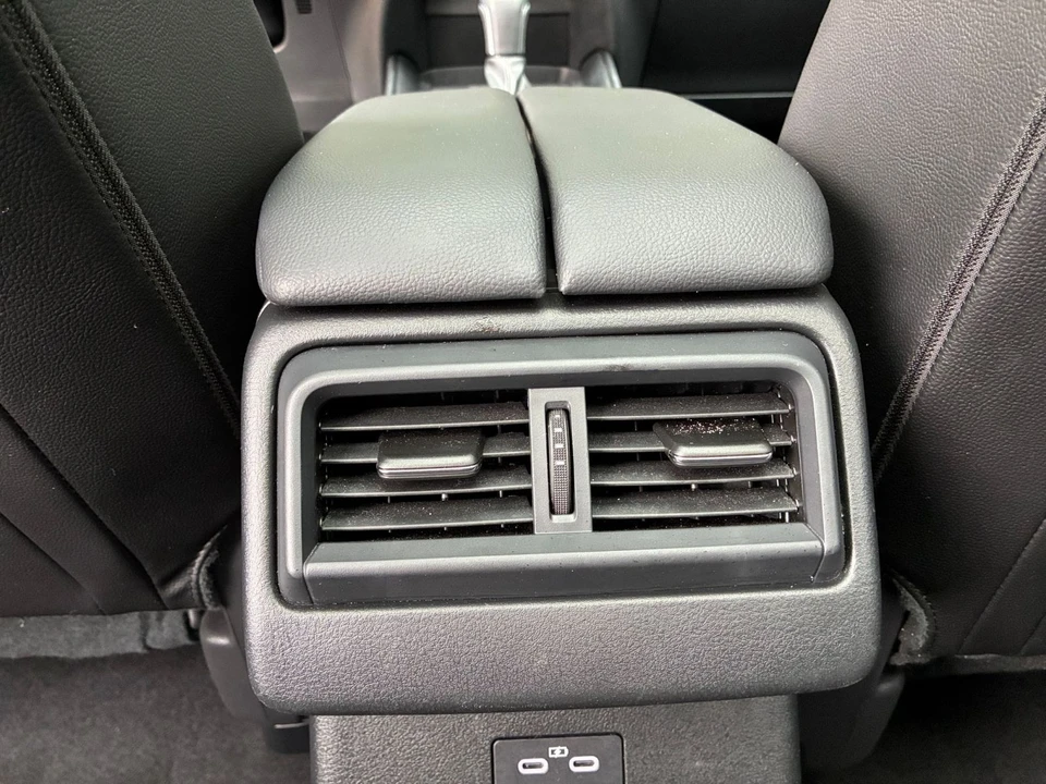 2025 Mazda CX-50 - Image 22 of 31