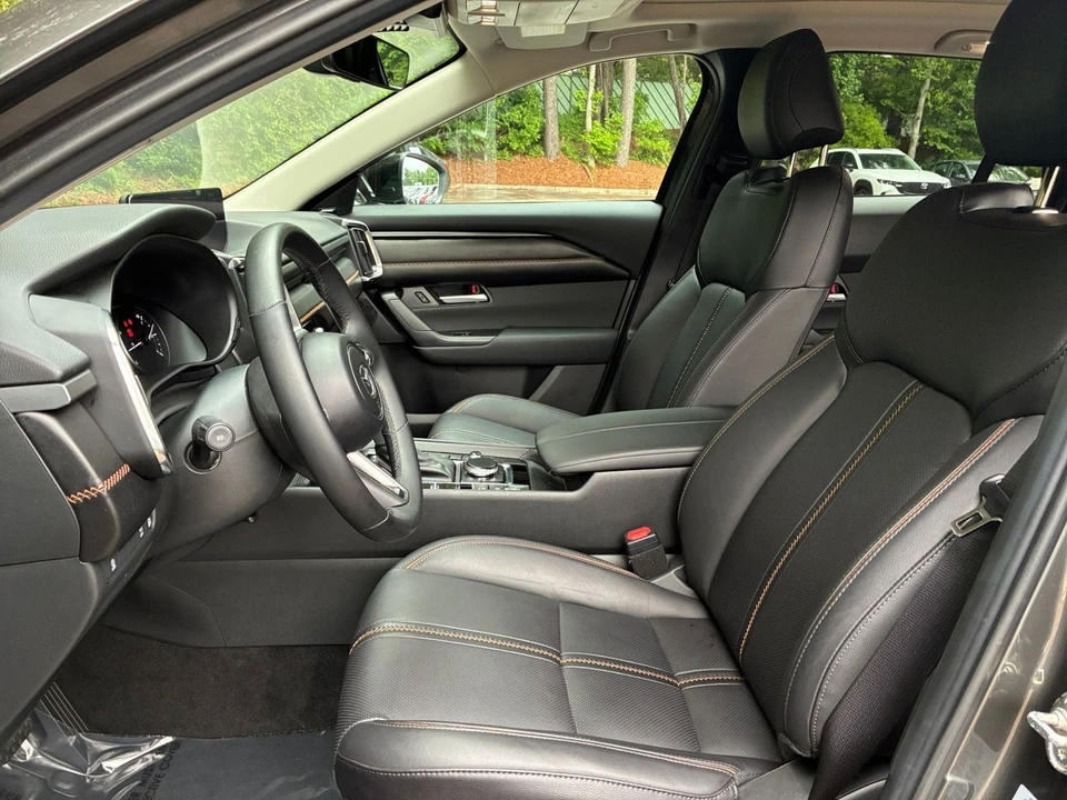 2025 Mazda CX-50 - Image 25 of 31