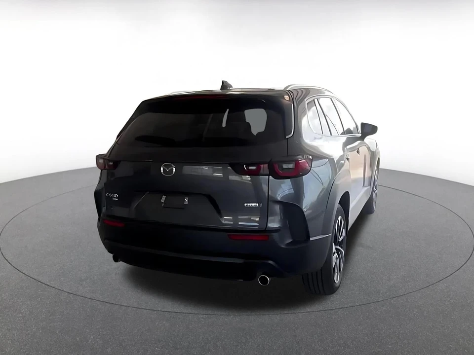2025 Mazda CX-50 - Image 16 of 31