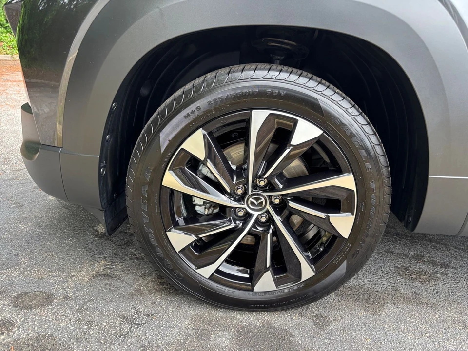 2025 Mazda CX-50 - Image 29 of 31