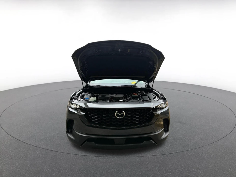 2025 Mazda CX-50 - Image 7 of 31