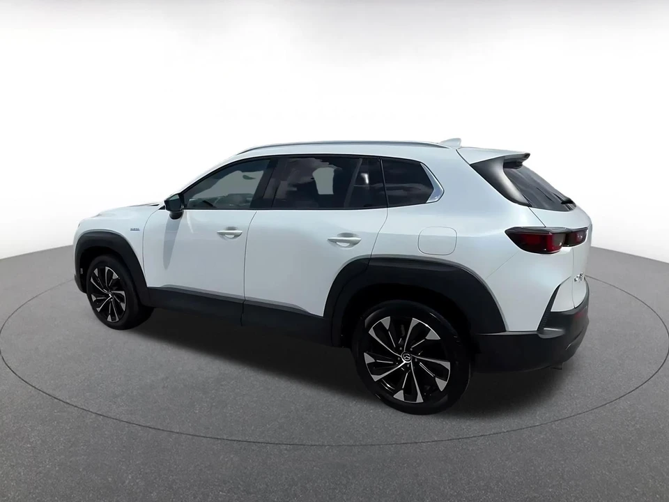 2025 Mazda CX-50 - Image 11 of 31