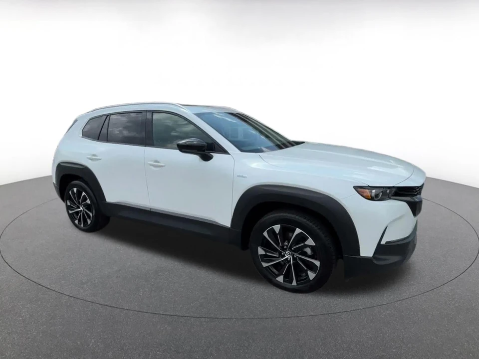 2025 Mazda CX-50 - Image 2 of 31