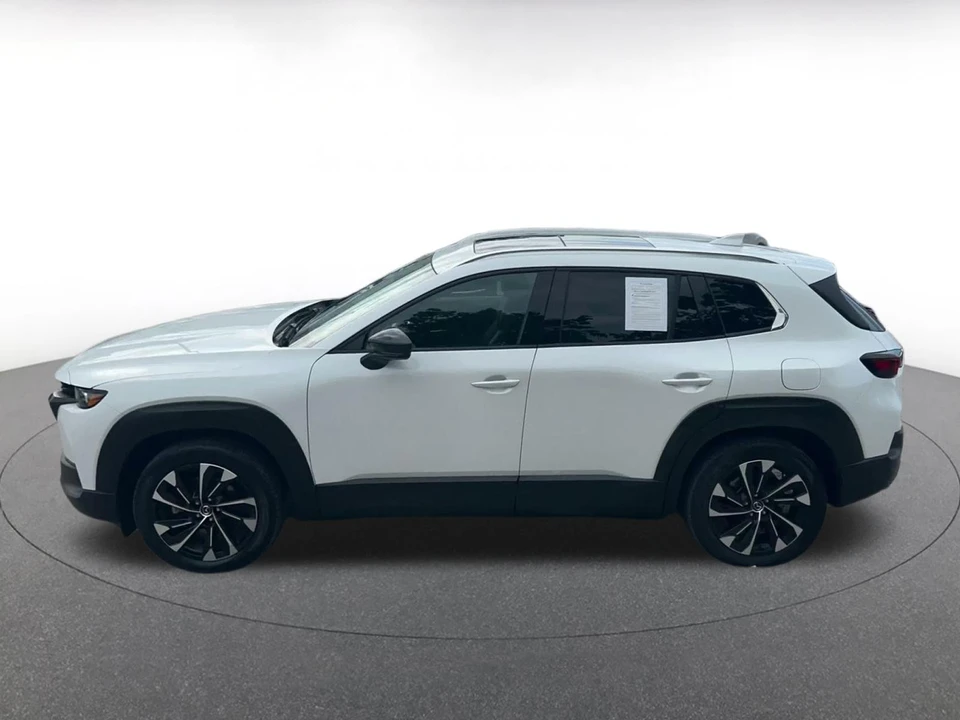 2025 Mazda CX-50 - Image 9 of 31