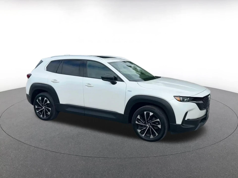 2025 Mazda CX-50 - Image 2 of 31