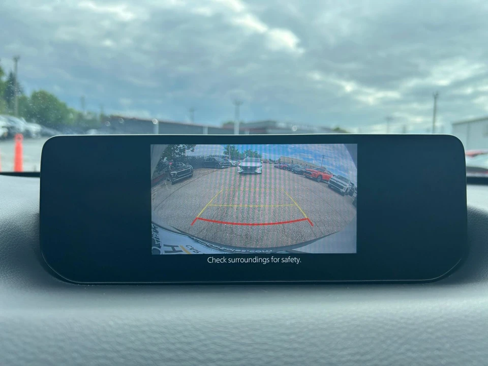 2025 Mazda CX-50 - Image 22 of 31