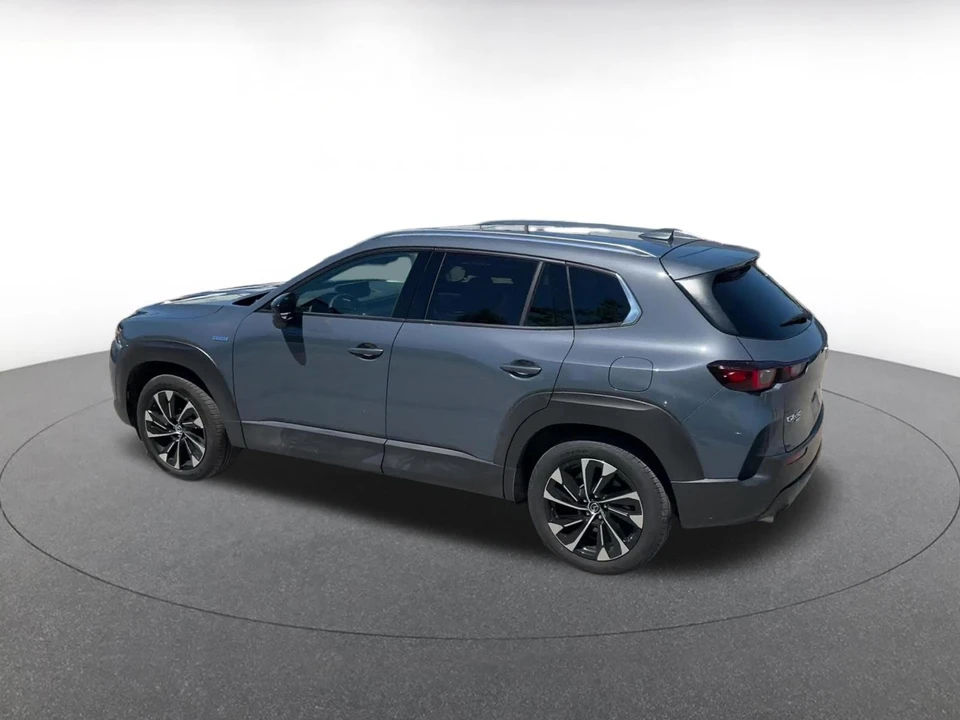 2025 Mazda CX-50 - Image 9 of 31